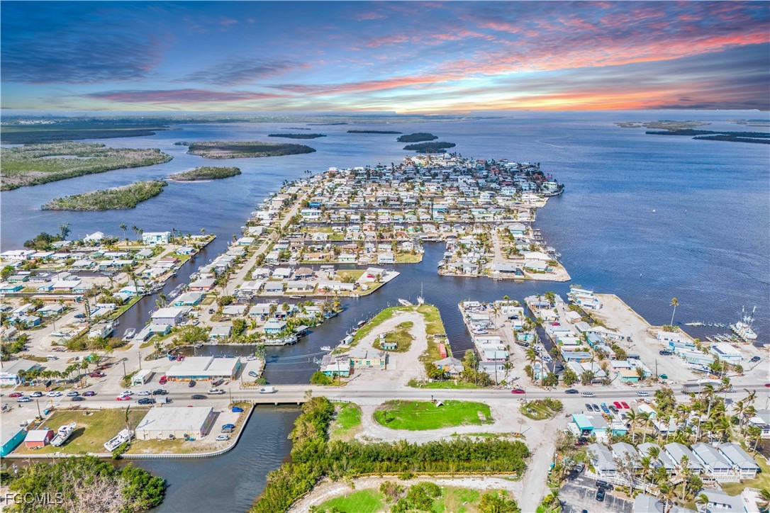 4520 and 4530 Pine Island Road NW