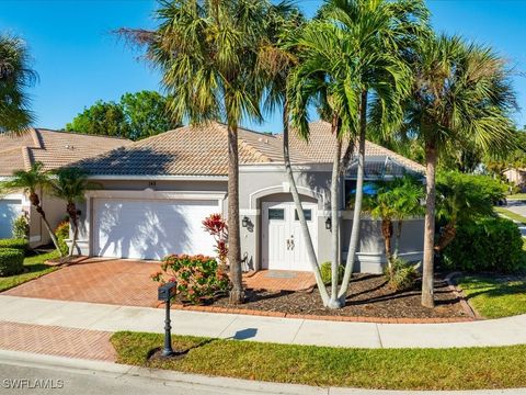 148 GLEN EAGLE Circle Naples FL 34104