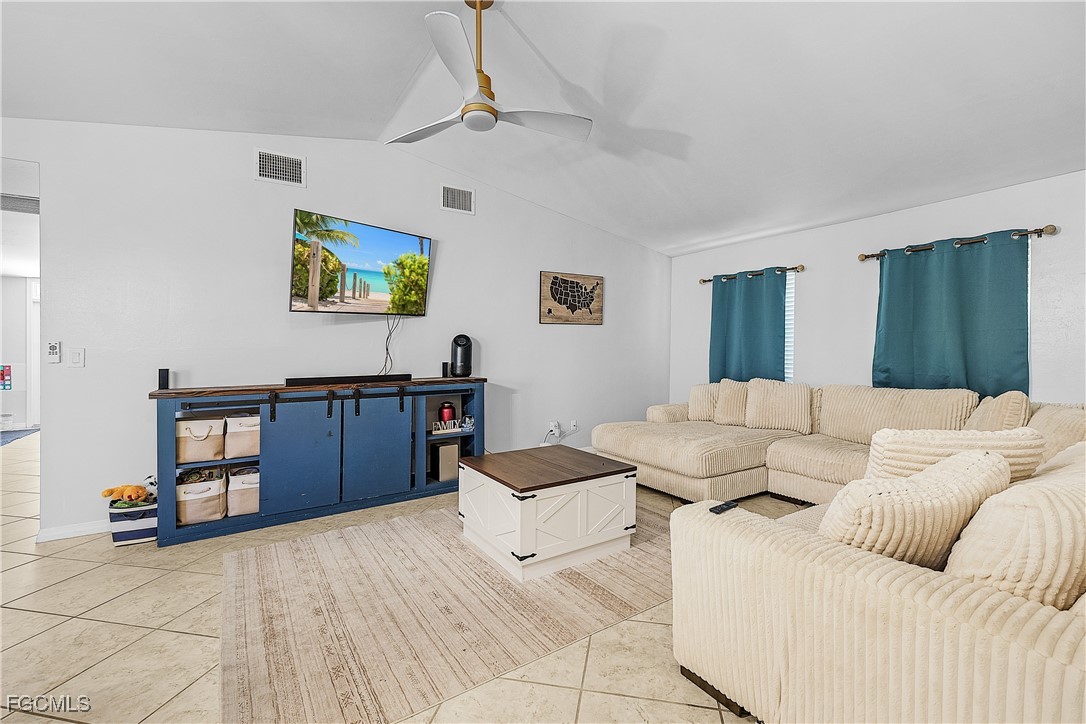 2512 SE 20th Place