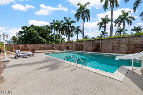 Tiny photo for 1334 Longwood Drive, Fort Myers, FL 33919 (MLS # 2025007435)
