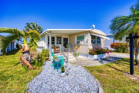 42 Ronald Drive NE Fort Myers FL 33908