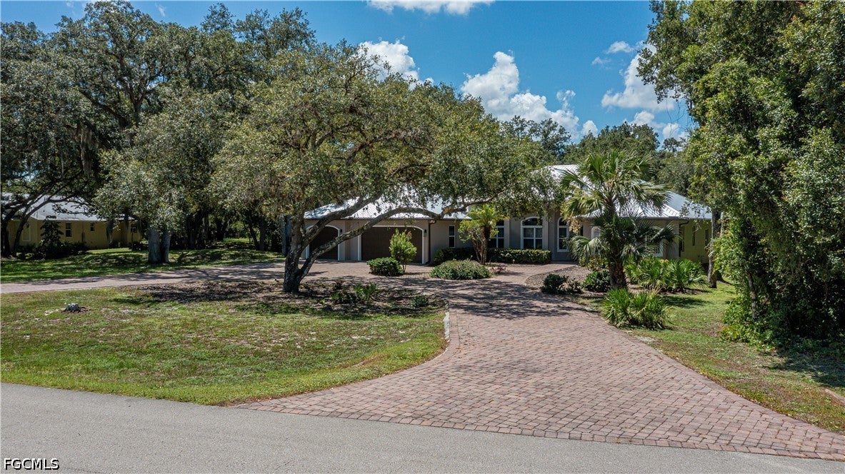 4033 Oak Haven Drive