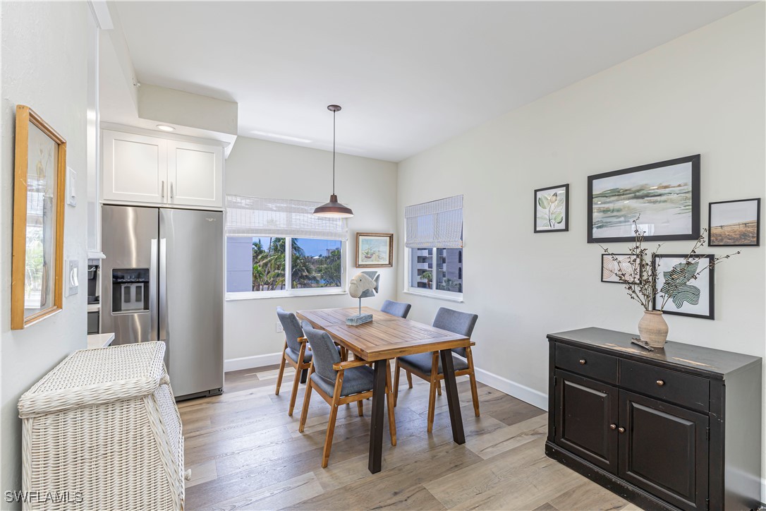 4321 Bay Beach Lane 634