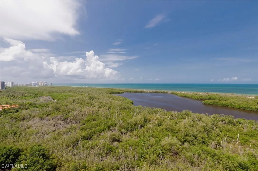 Naples, Florida 34108, United States, 2 Bedrooms Bedrooms, ,2 BathroomsBathrooms,Residential,Active,142354