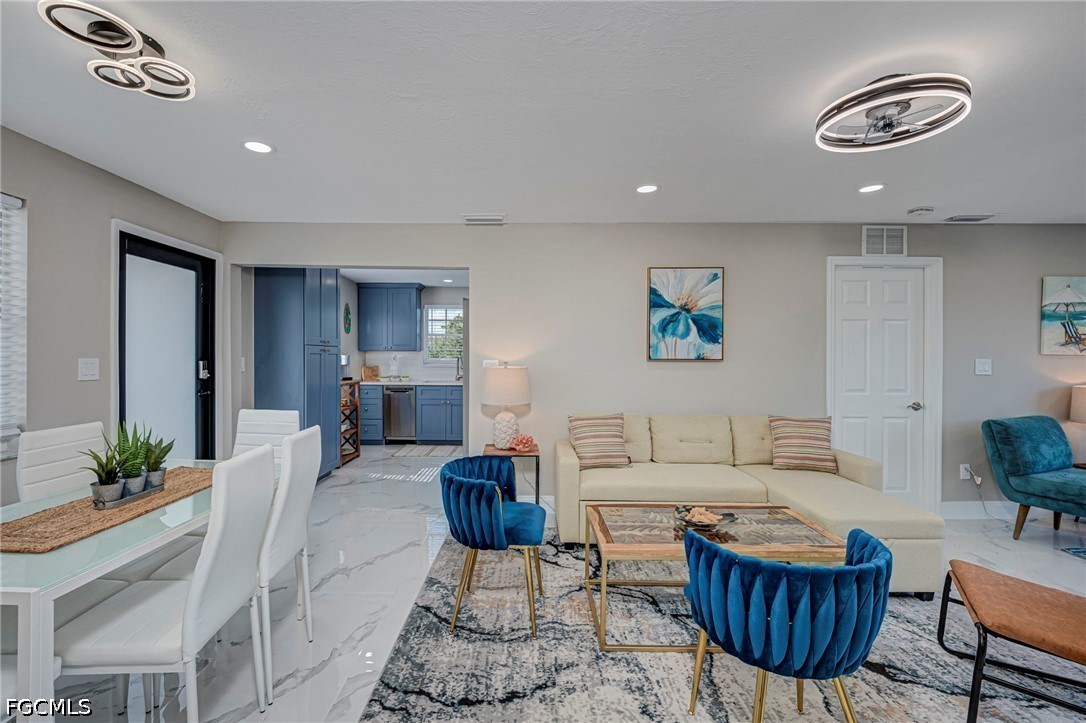 Fort Myers Beach, Florida, 33931, United States, 3 Bedrooms Bedrooms, ,2 BathroomsBathrooms,Residential,Active,2036046