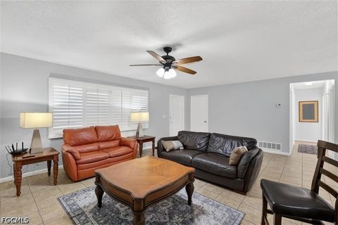 Tiny photo for 211 S Lake Drive, Lehigh Acres, FL 33936 (MLS # 2026031068)