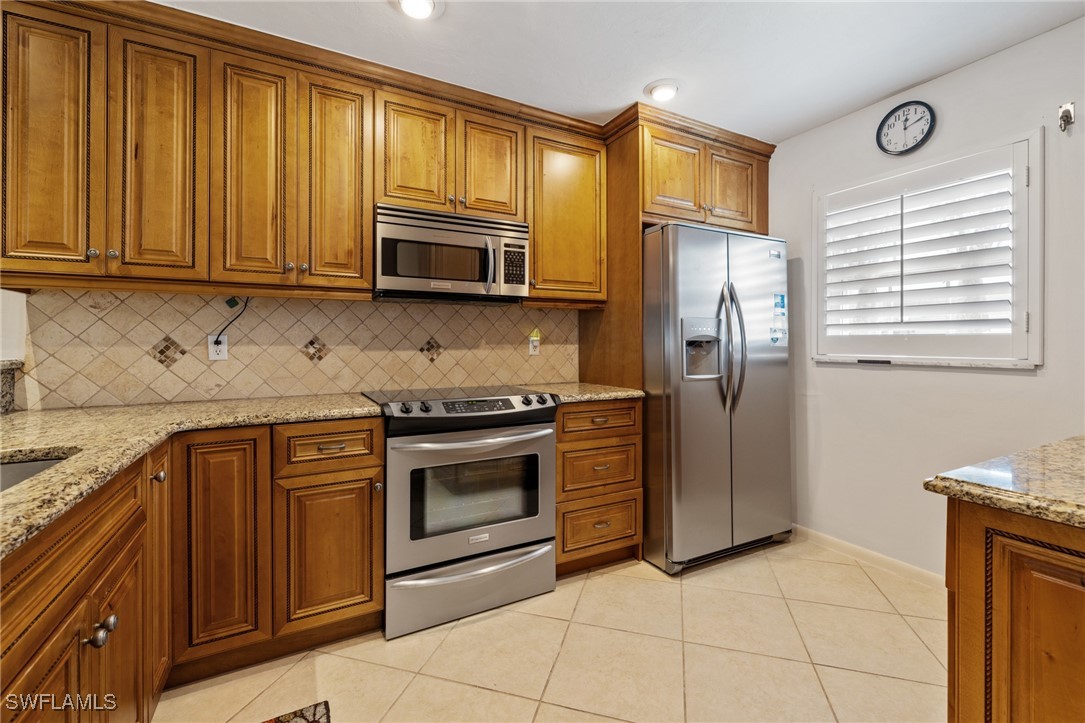 7008 Foxfire Drive
