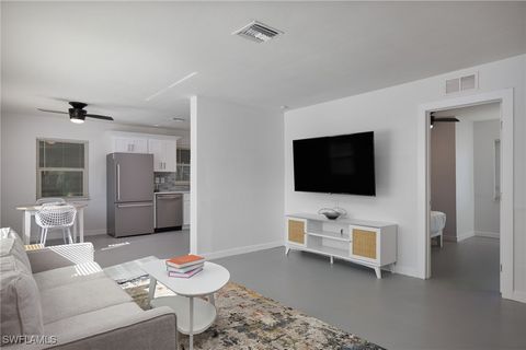 2668-2674 Michigan Avenue Fort Myers FL 33916