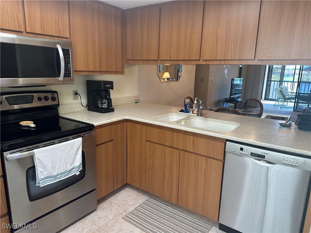11110 Caravel Circle 204