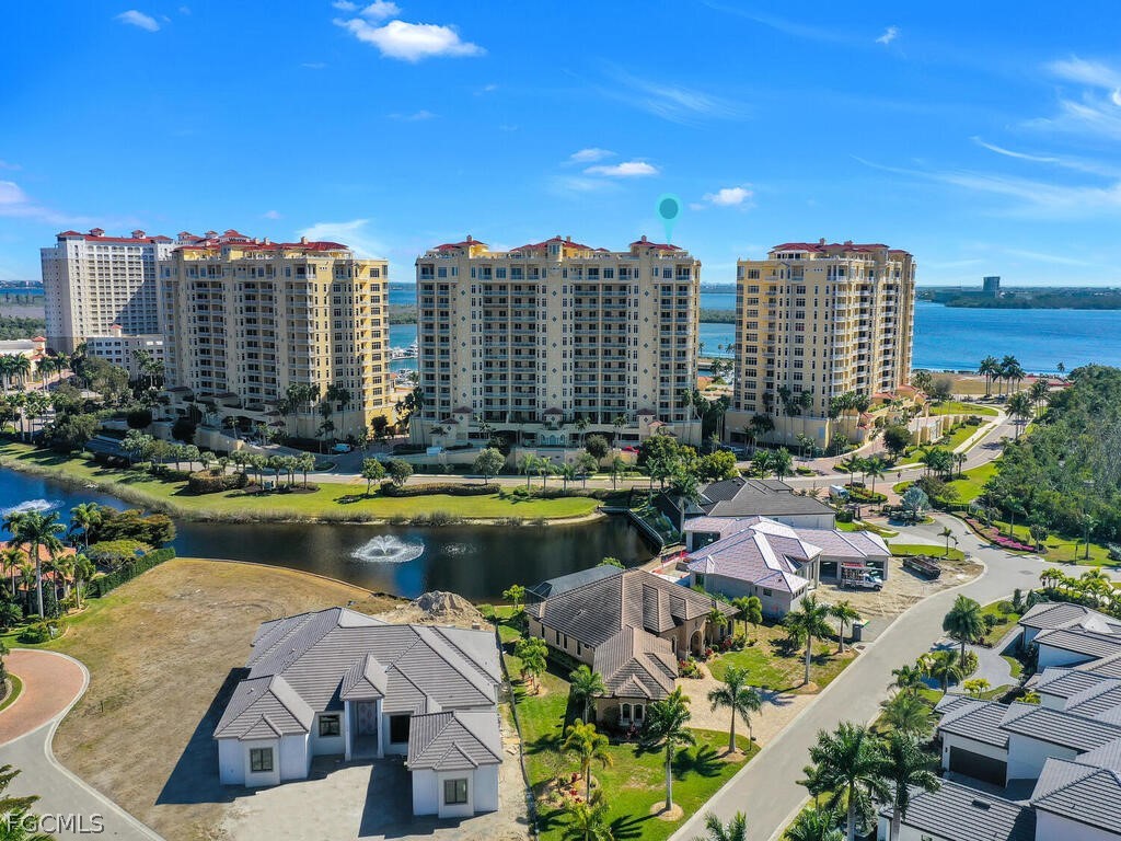 6061 Silver King Boulevard 106