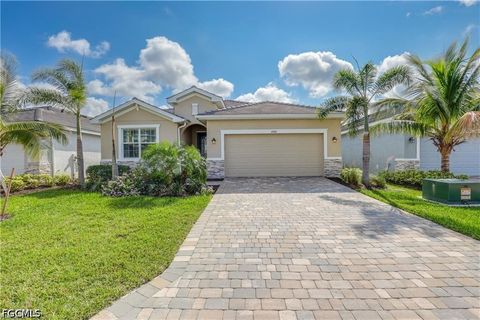 4392 Lemongrass Drive Fort Myers FL 33916