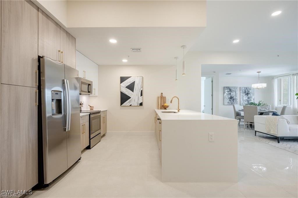 26600 ROSEWOOD POINT Drive B-105