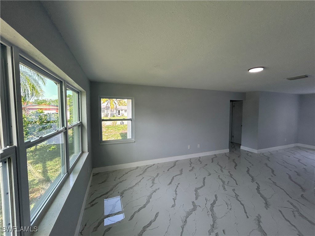 20 Broadway Circle