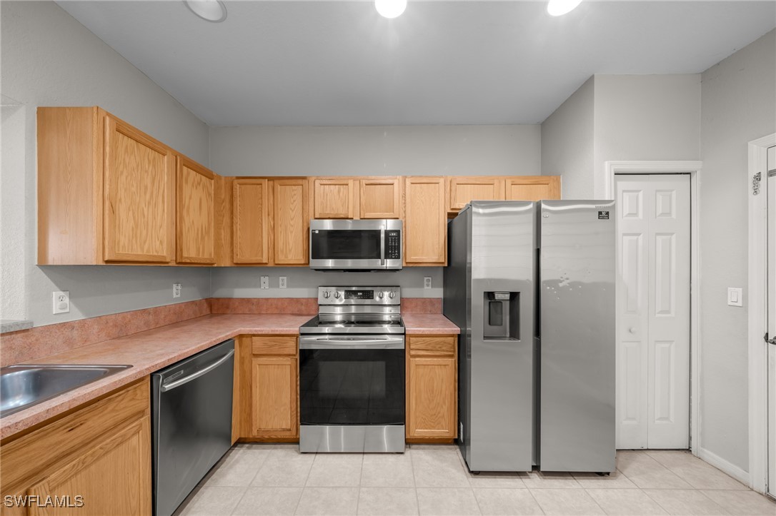 3844 Cherrybrook Loop