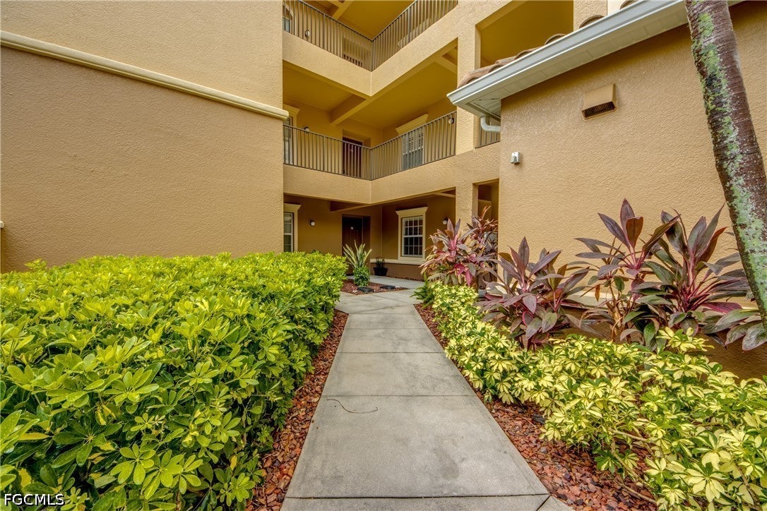 3804 Agualinda Boulevard 102