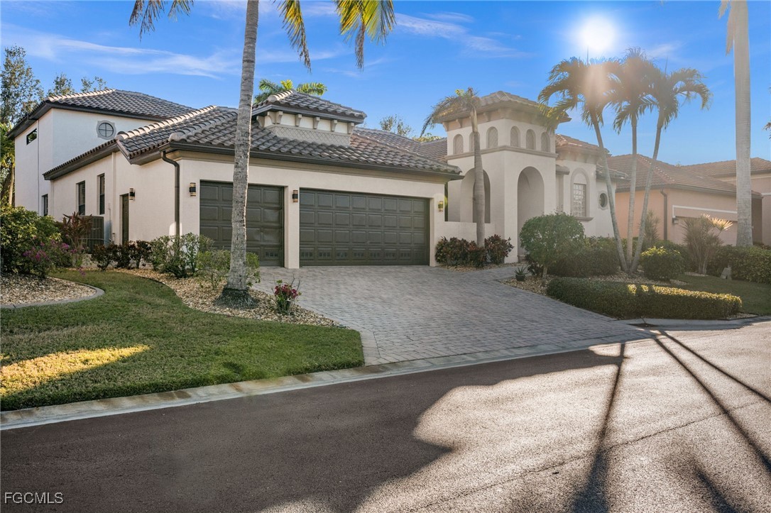 8922 Tropical Court S