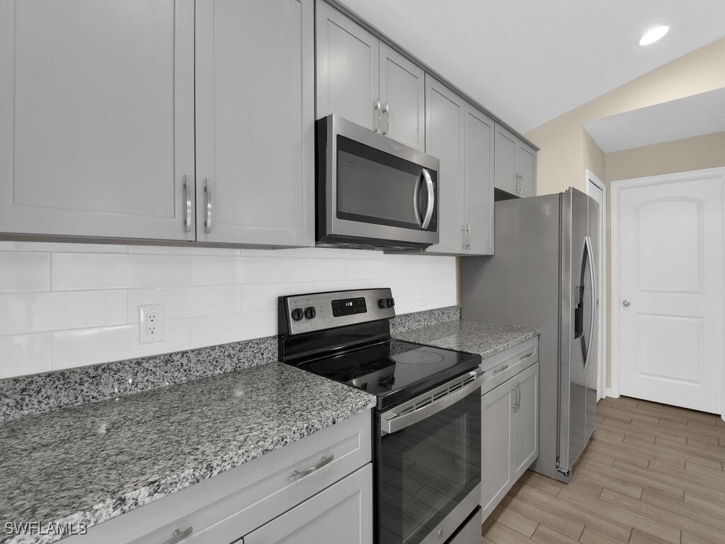 1734 NW 6th Place