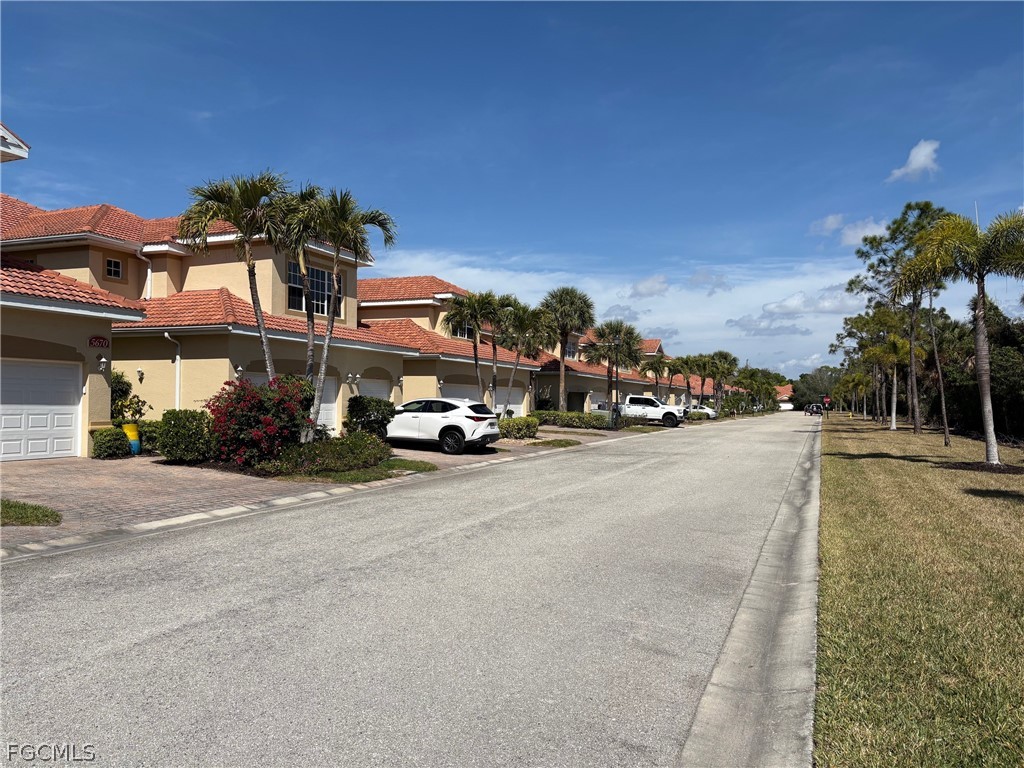 5670 Chelsey Lane 101