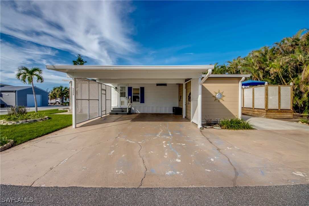 5029 Gulfgate Lane