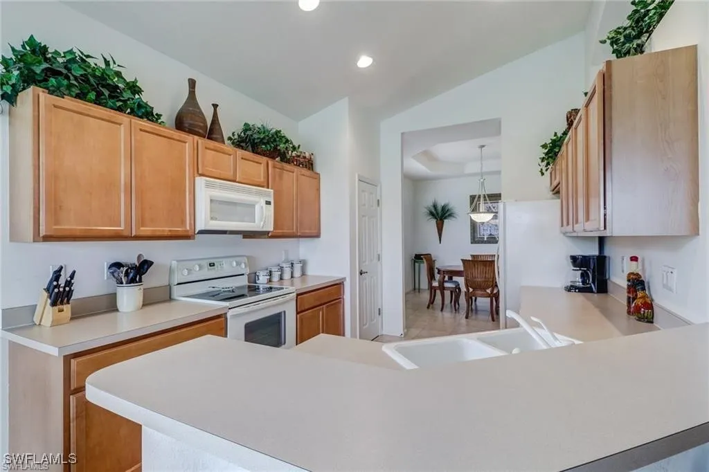 Naples, Florida 34113, United States, 3 Bedrooms Bedrooms, ,2 BathroomsBathrooms,Residential,Active,213158