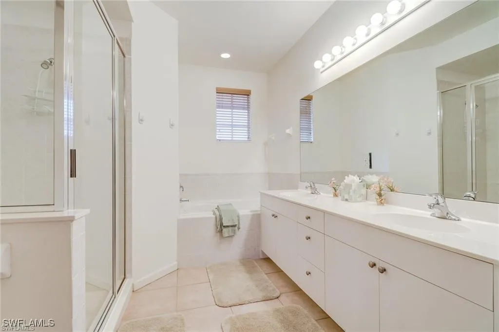 Naples, Florida 34113, United States, 3 Bedrooms Bedrooms, ,2 BathroomsBathrooms,Residential,Active,213158