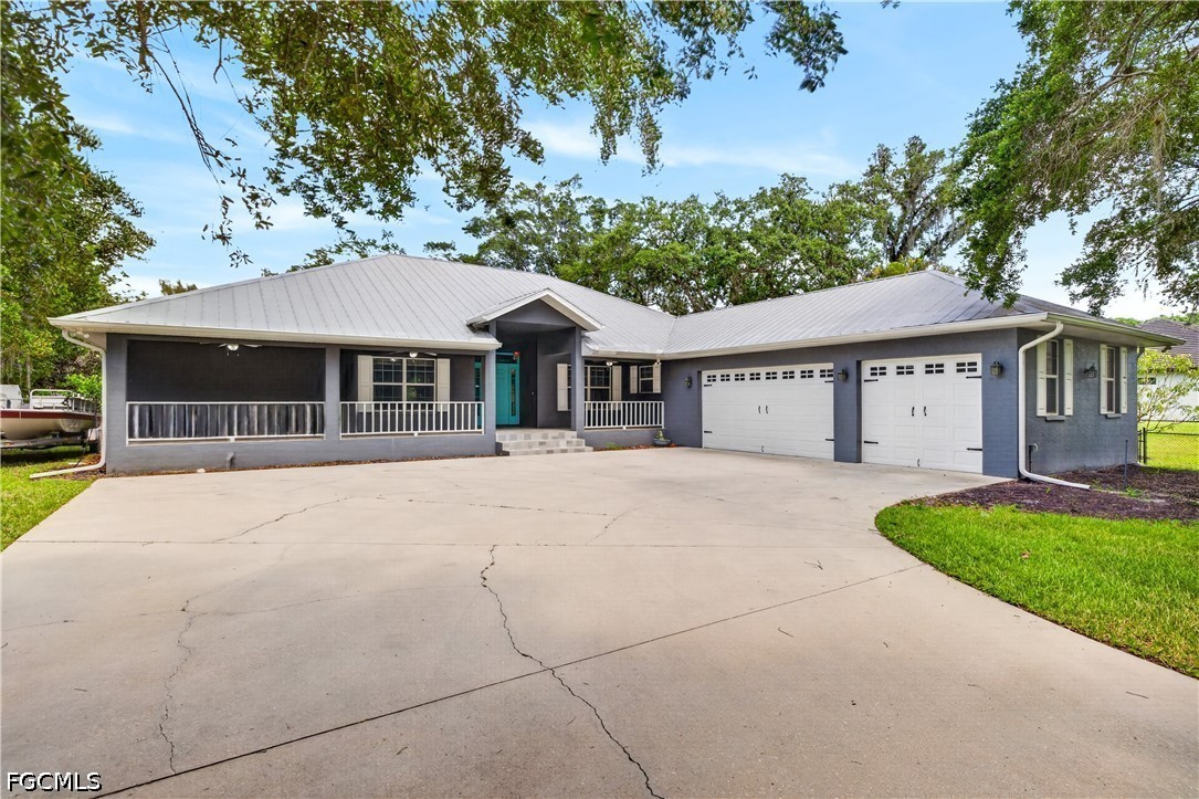 4701 Lone Pine Court