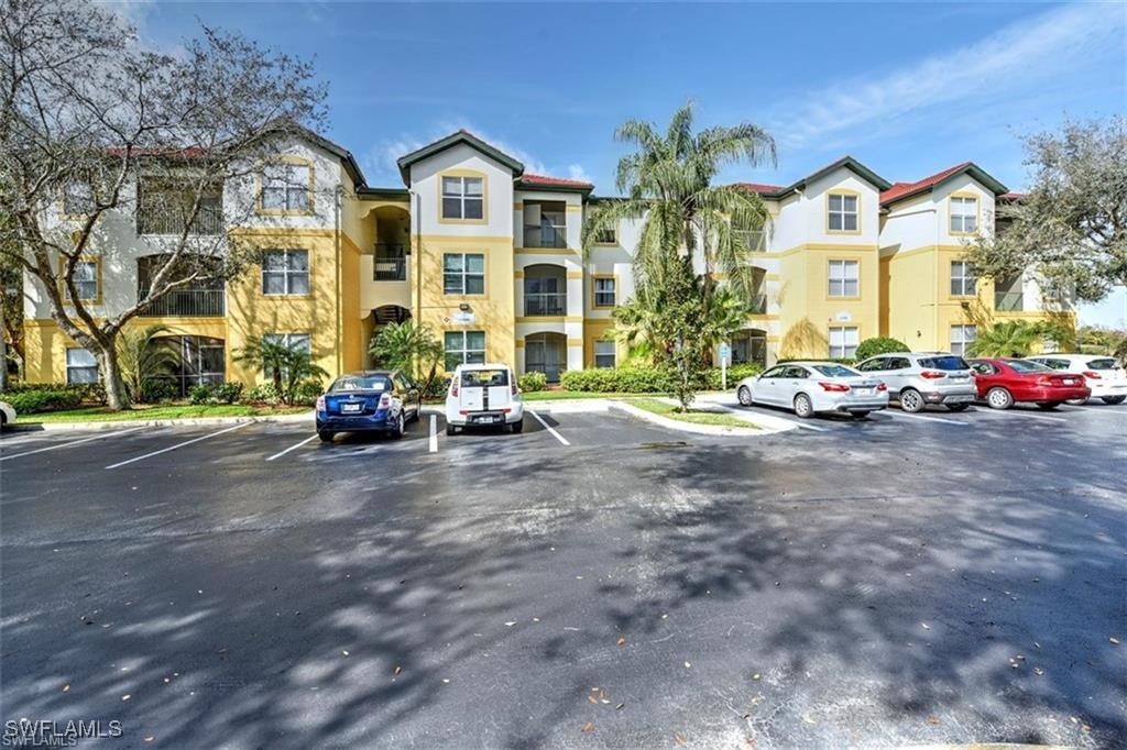 11500 Villa Grand 318