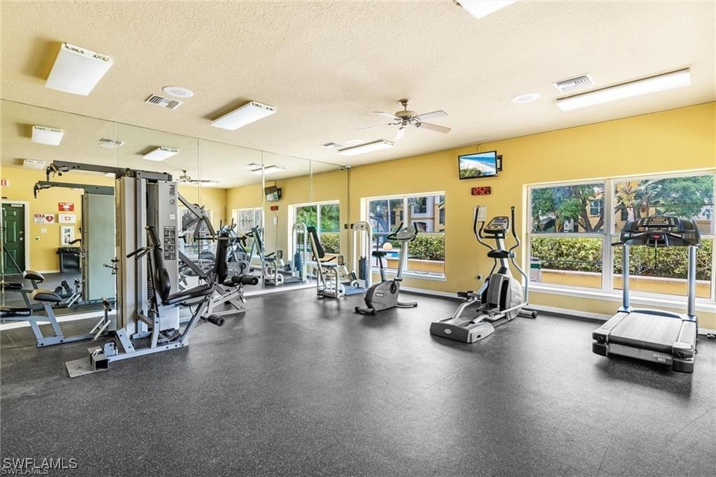 11500 Villa Grand 318