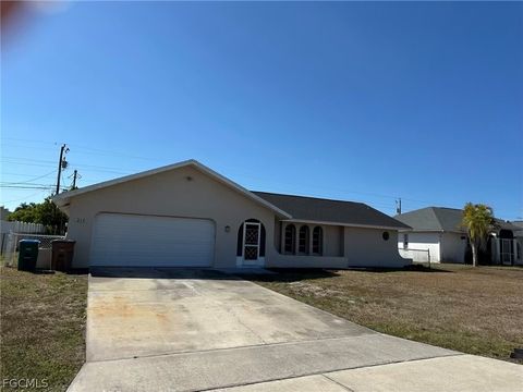 214 SE 7th Street Cape Coral FL 33990