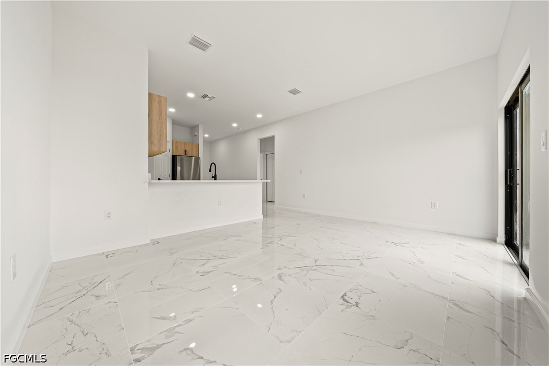 2810 72nd Street W