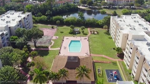 6930 Miami Gardens Drive 201 Hialeah FL 33015
