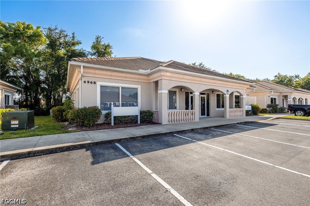 4968 Royal Gulf Circle