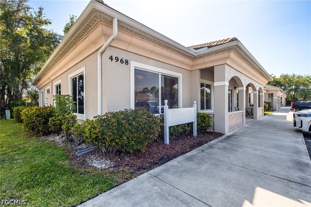 4968 Royal Gulf Circle