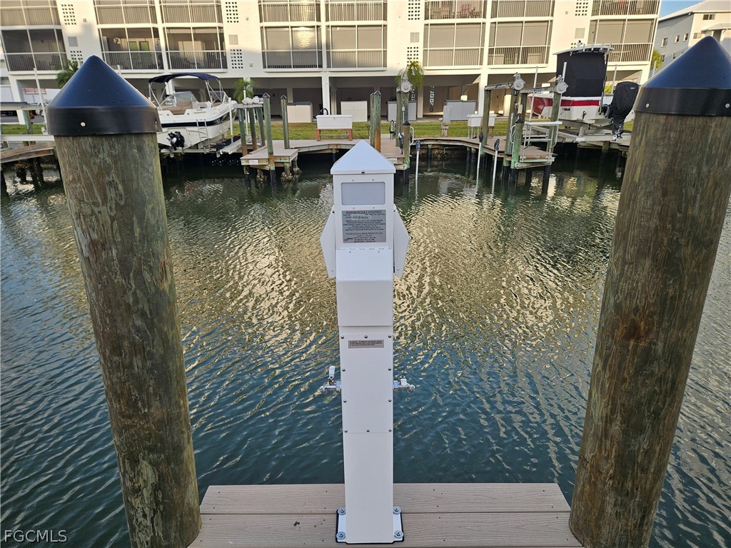 7327 Estero Boulevard 100