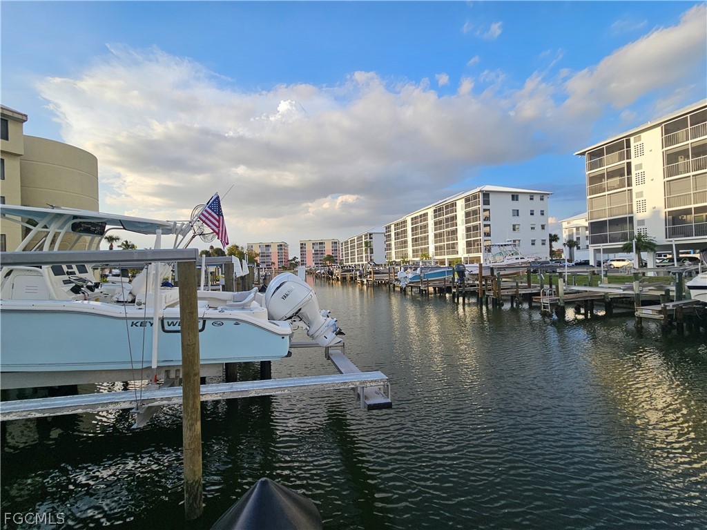 7327 Estero Boulevard 100