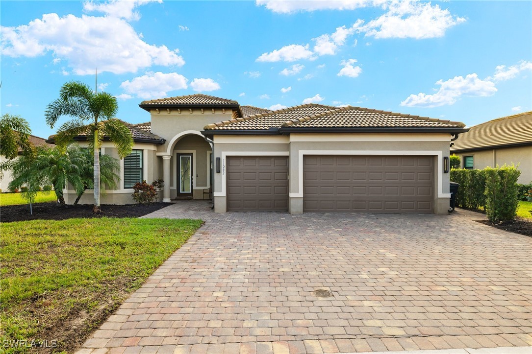 11283 Thurston Chase