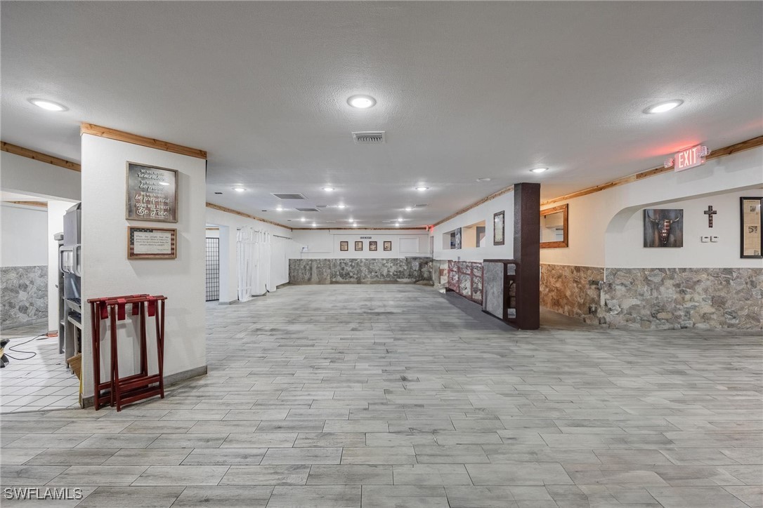 93 S Hall Street