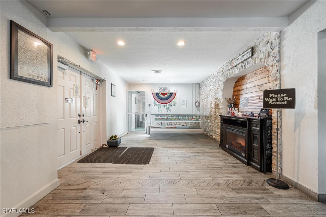 93 S Hall Street