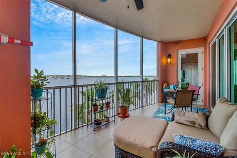 2743 1st Street 401 Fort Myers FL 33916