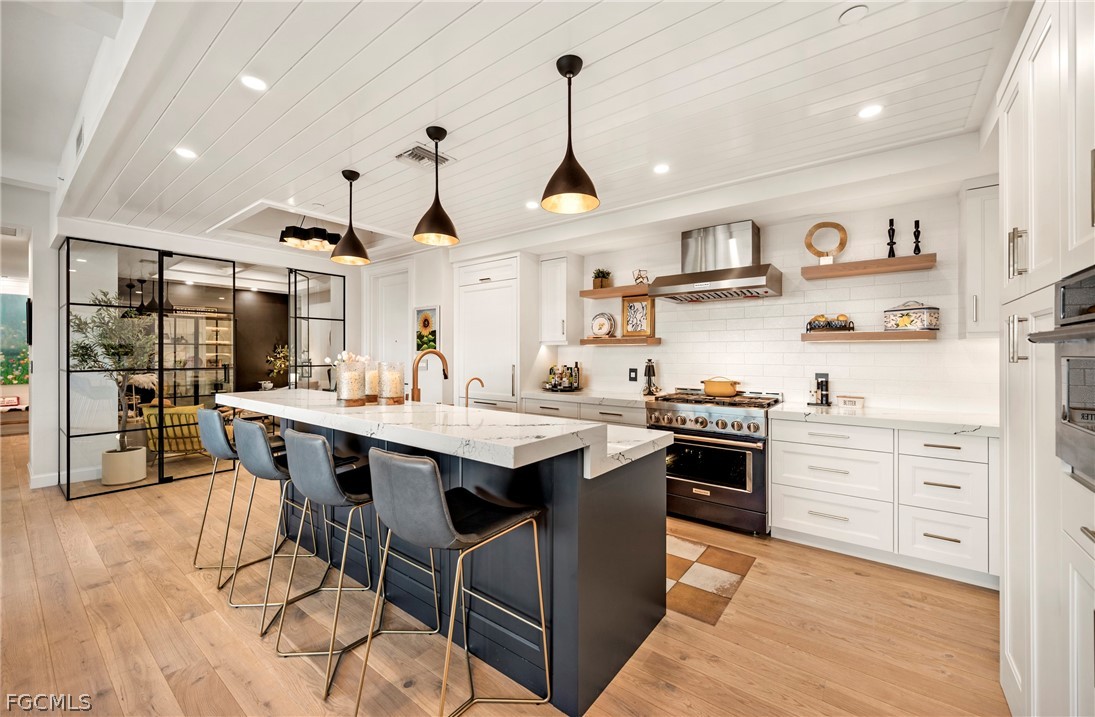 1125 Central Avenue 560