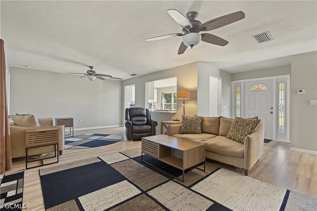5210 Sunnybrook Court