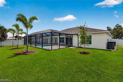 Tiny photo for 505 SW 25th Lane, Cape Coral, FL 33914 (MLS # 2026019935)
