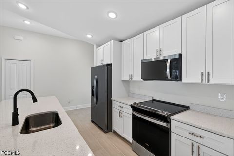 Tiny photo for 505 SW 25th Lane, Cape Coral, FL 33914 (MLS # 2026019935)