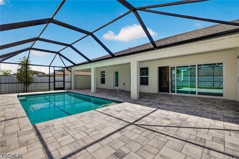 Tiny photo for 505 SW 25th Lane, Cape Coral, FL 33914 (MLS # 2026019935)