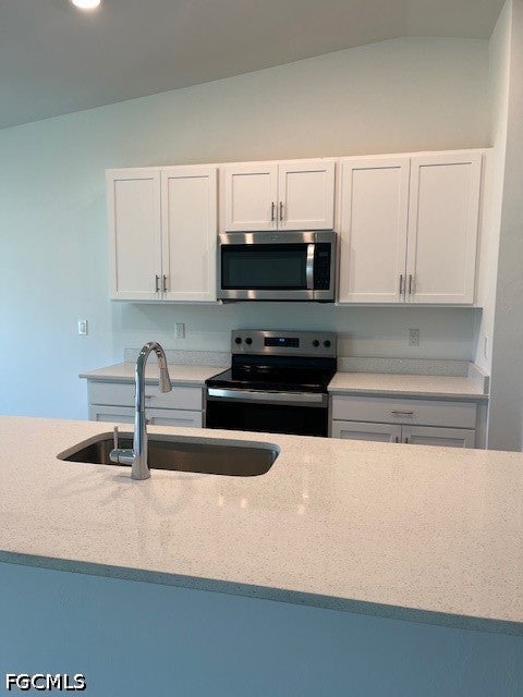 1425 SW 13th Terrace