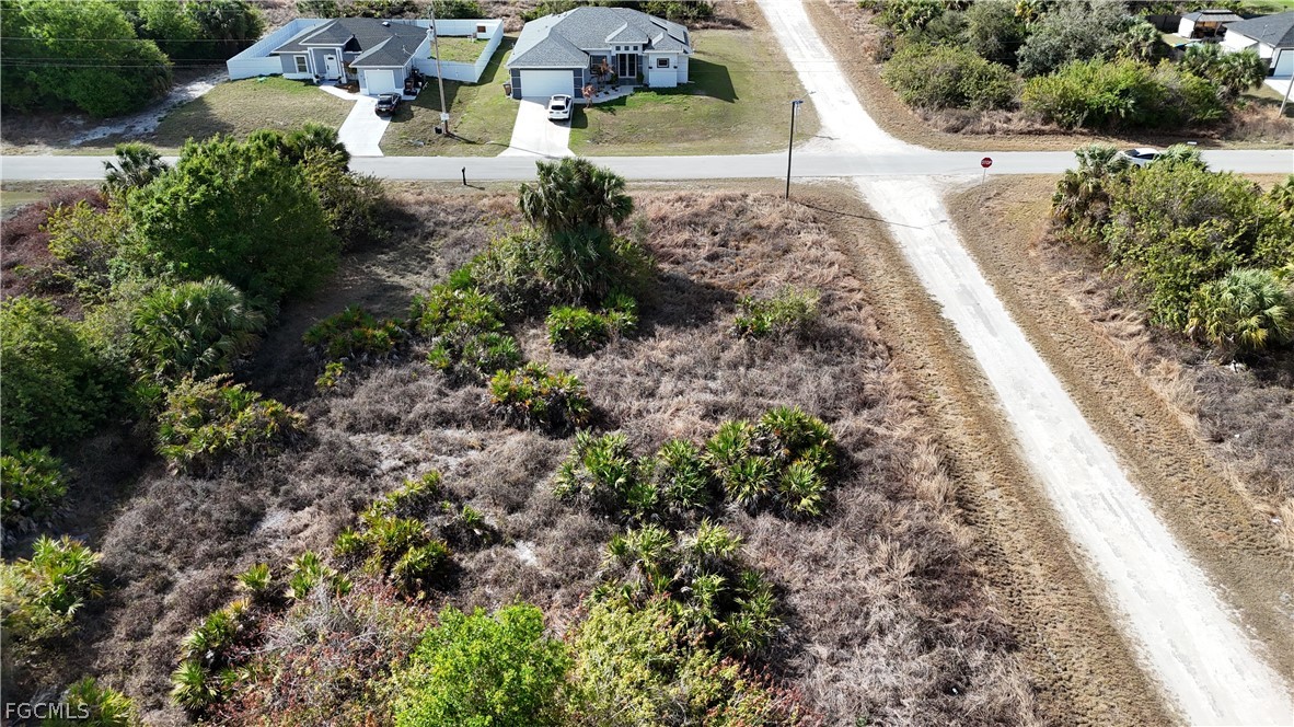 739 Cardinal Street E