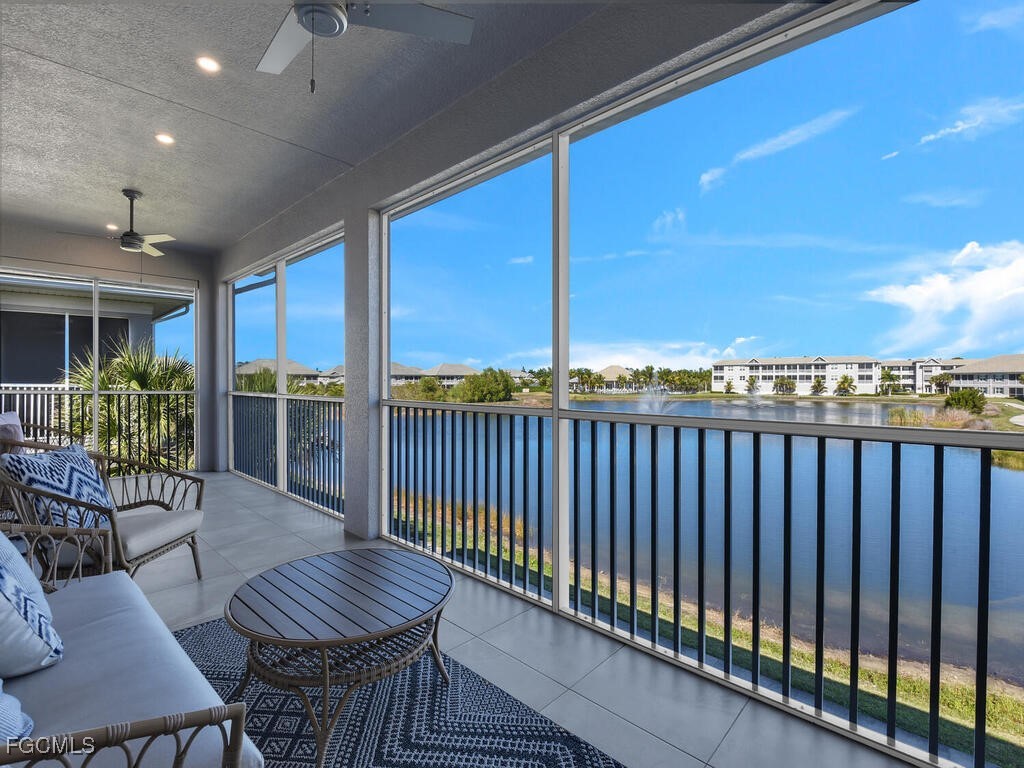 233 Indies Drive E 201