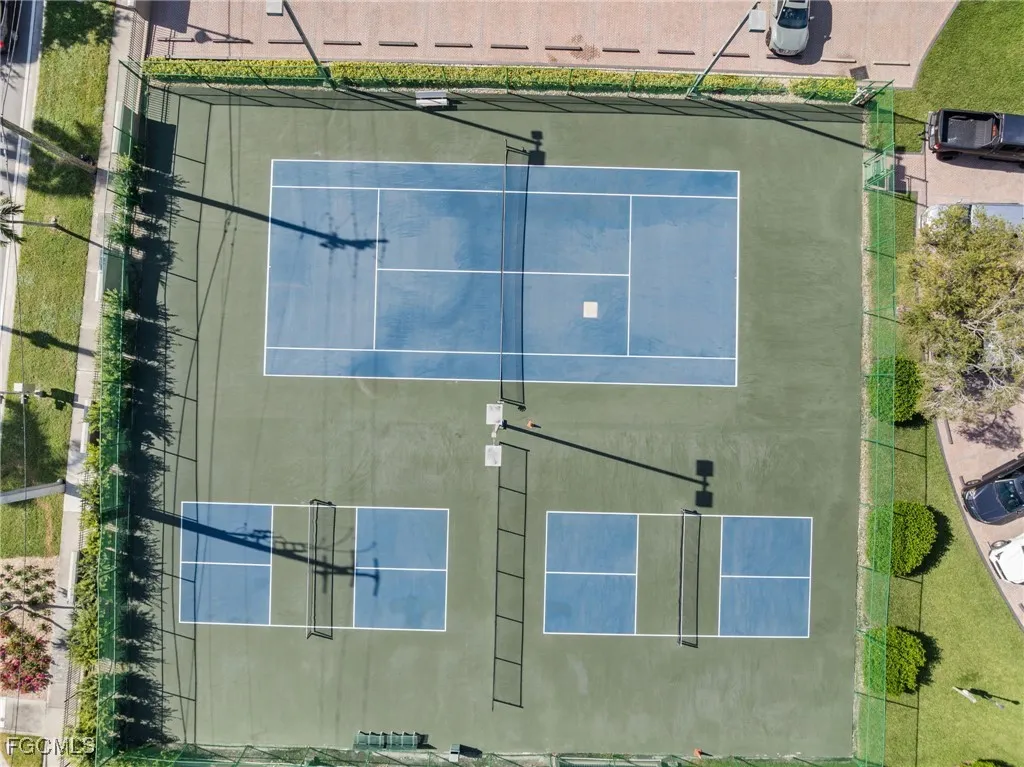 Fort Myers, Florida 33901, United States, 2 Bedrooms Bedrooms, ,2 BathroomsBathrooms,Residential,Active,241120