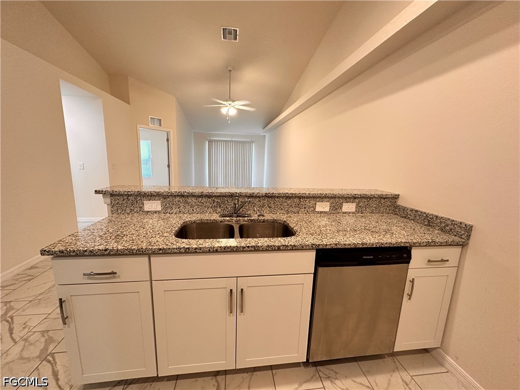 526-528 SE 4th Terrace
