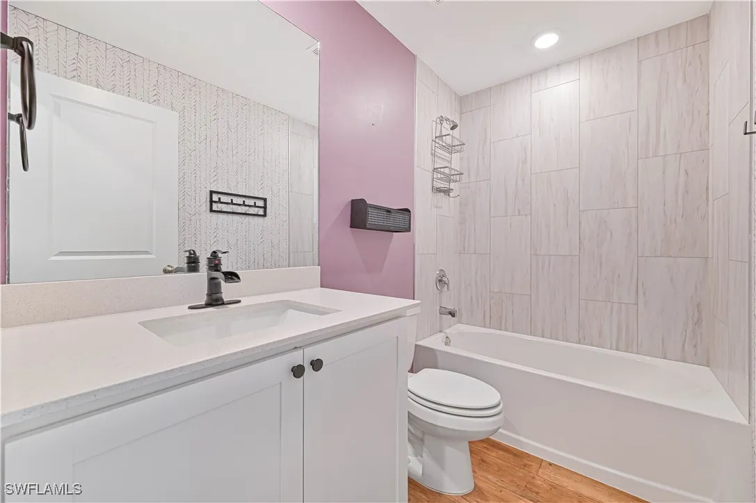 Fort Myers, Florida 33913, United States, 3 Bedrooms Bedrooms, ,2 BathroomsBathrooms,Residential,Active,149838